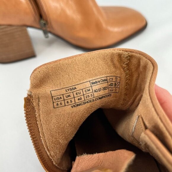 Vionic Lyssa Women's Heeled Boot Size 8.5 Toffee Side Zip - Picture 11 of 16